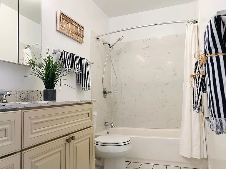 936 Fletcher Ln #2 — Photo 9