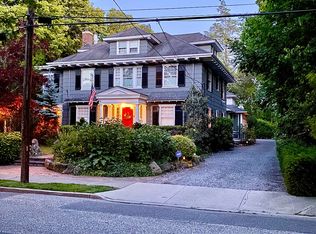 66 Midland St, Cold Spring Harbor, NY 11724