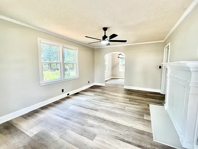 1610 Gregg Avenue - 1 — Photo 2