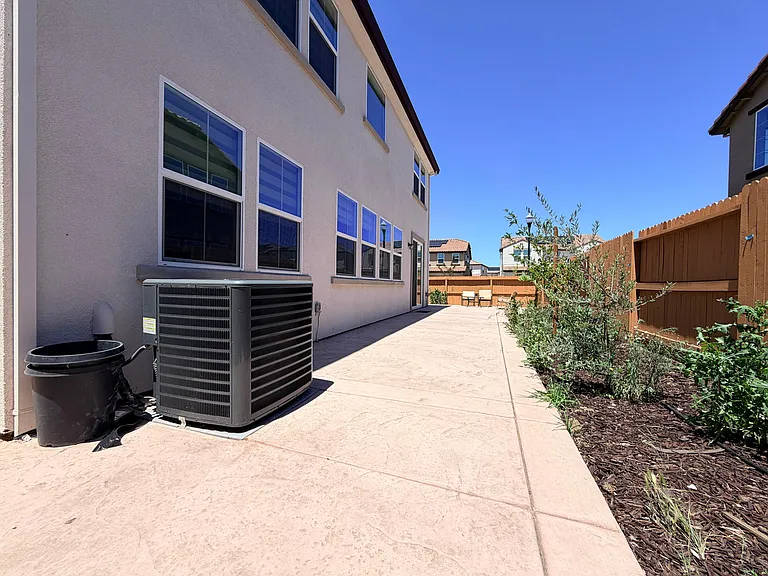 15932 Mavericks Ln — Photo 24