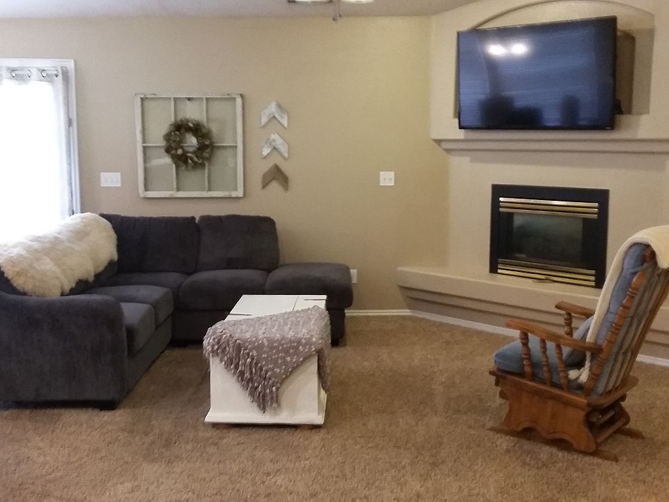 1st image of 1836 N Gubler Dr