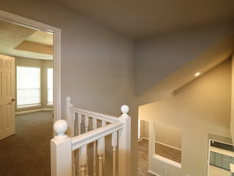 4606 Clay Dr — Photo 36