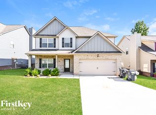 1085 Hartwell Rd, Locust Grove, GA 30248