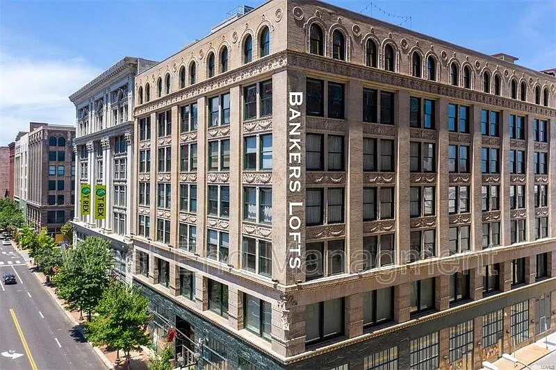 901 Washington Ave #301