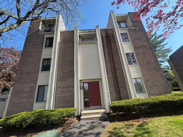 264 Burgundy Hill Ln #264, Middletown, CT 06457