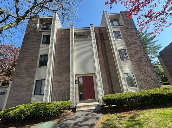 264 Burgundy Hill Lane #264, Middletown, CT 06457