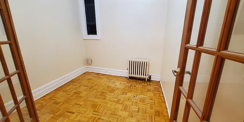 Rented by REAL New York | media 21