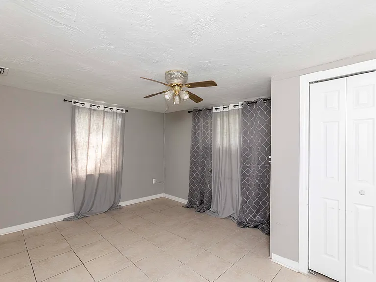 5638 Berlin Dr — Photo 13