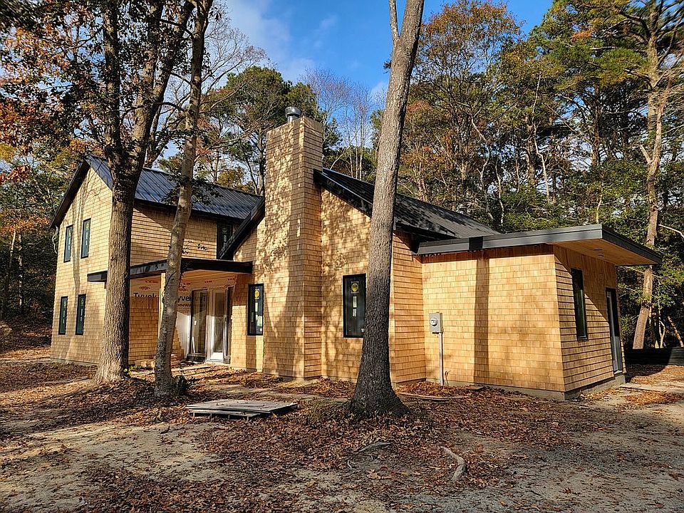 1st image of 2049 Sand Hill Dr