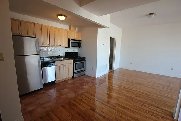 Rented by Bedford 6 Real Estate | media 2