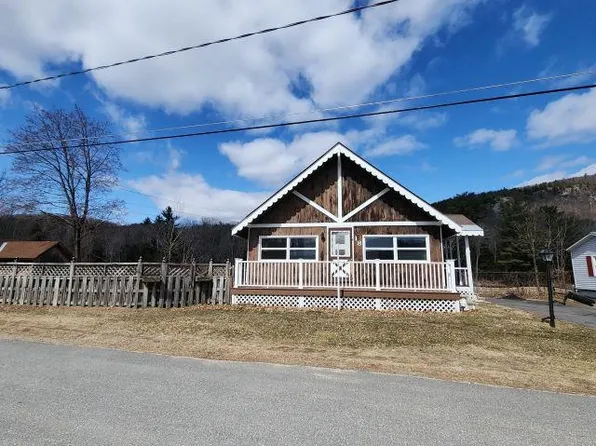 18 Corbin Avenue, Gorham, NH 03581