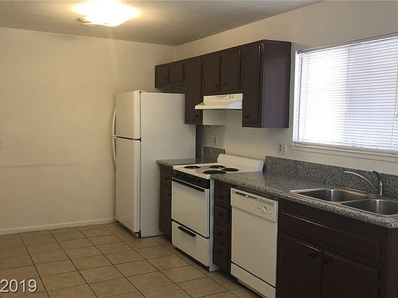 4th image of 4500 San Joaquin Ave