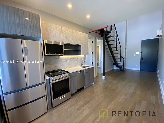 4th image of 358 Irving Ave #3G