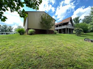 21 Fishersman Lane Rd, Burkesville, KY 42717