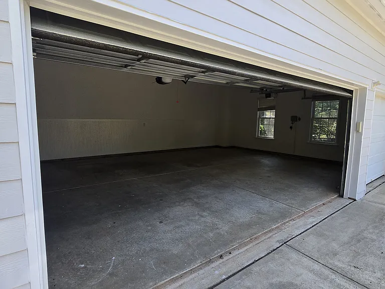 5935 Lake Oak Lndg — Photo 31