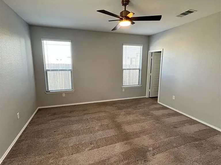6516 Carriage Pines Dr — Photo 12