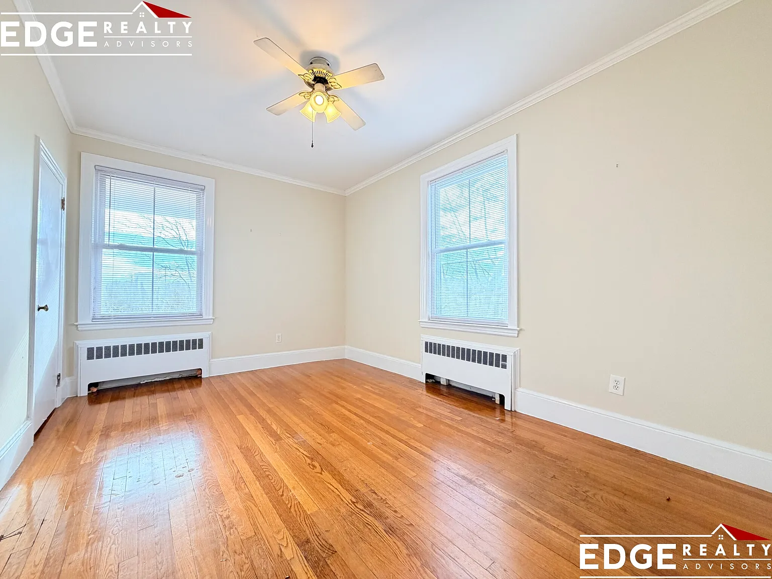3 bed, 1200 sqft, $3,400 — Photo 4