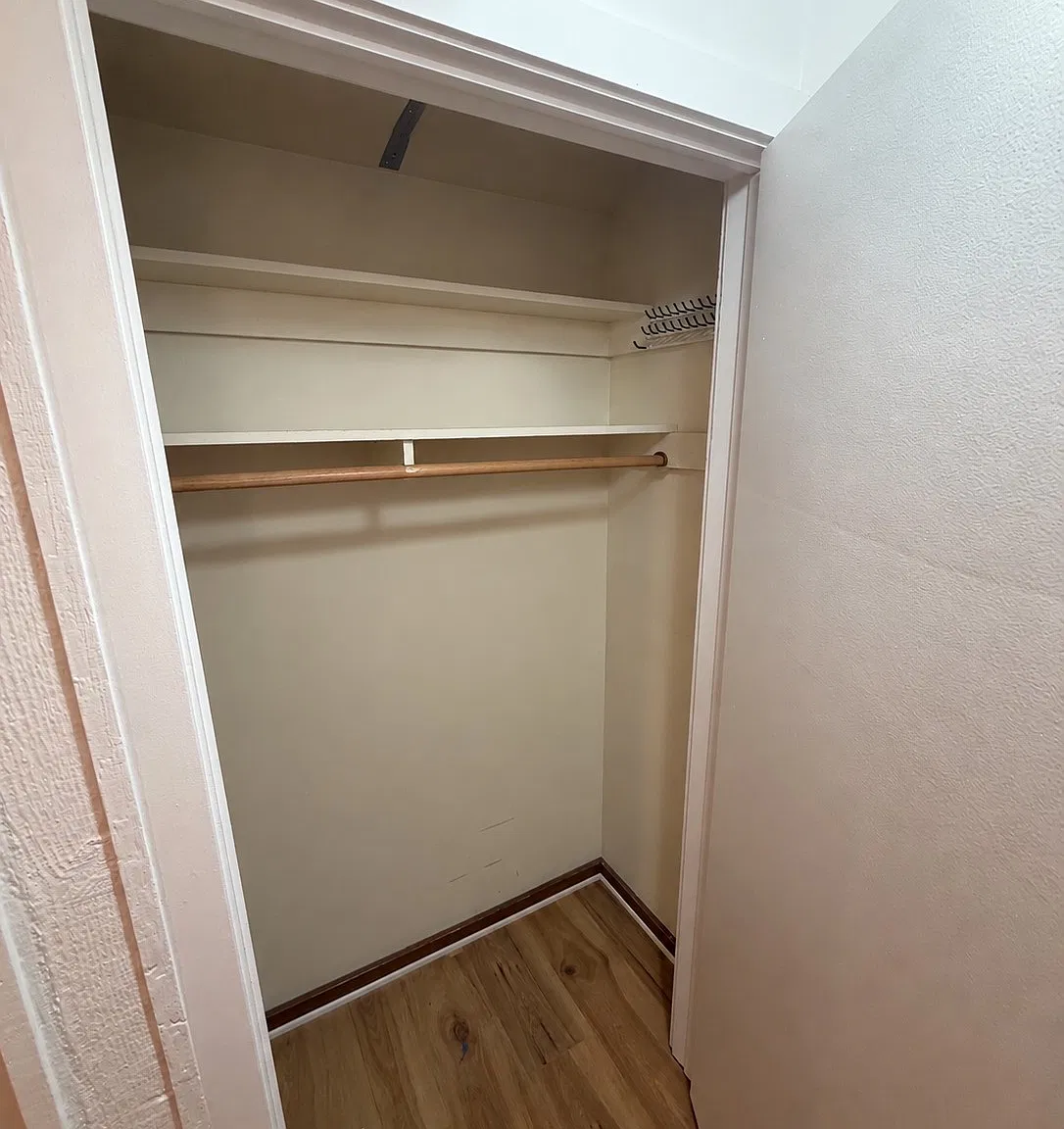 Studio, 500 sqft, $2,400 — Photo 4