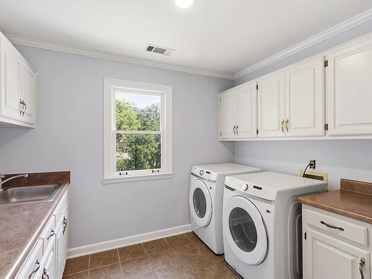 1574 Whitmar Pl E — Photo 20
