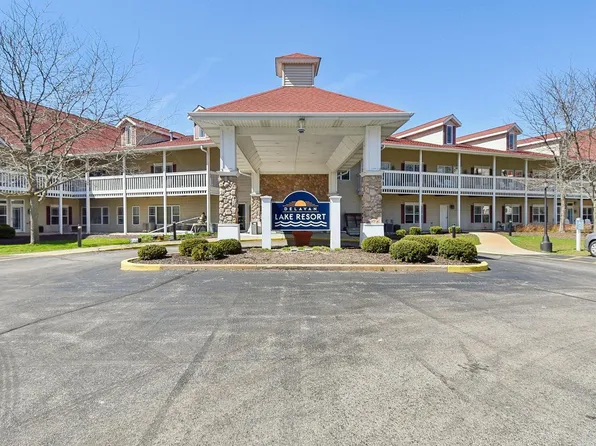 1505 South Shore DRIVE #303, Delavan, WI 53115