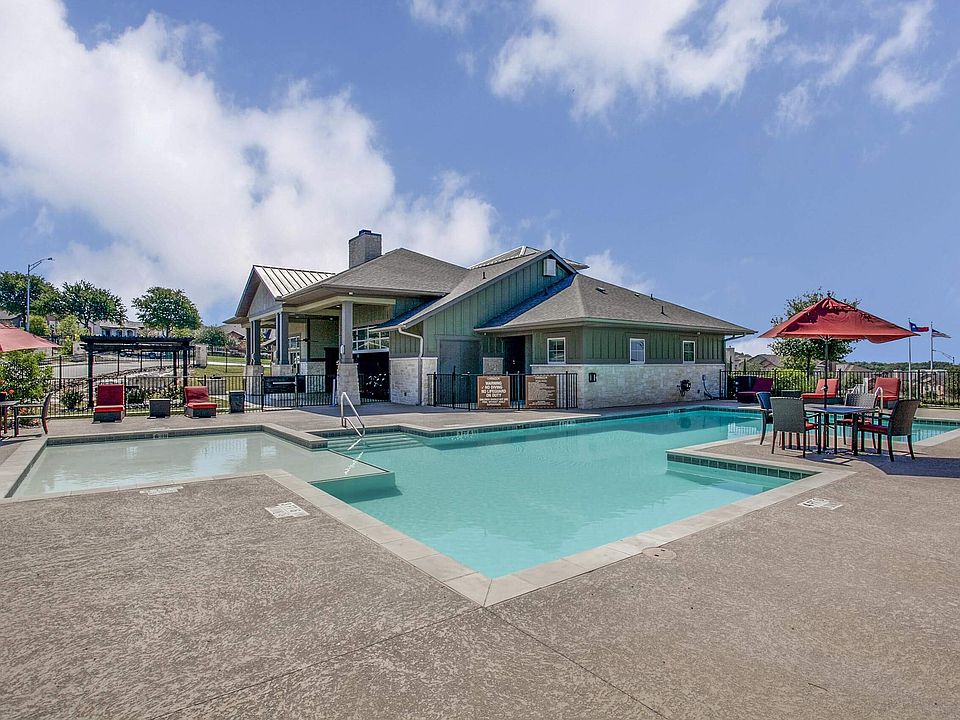 Sparkling Pool