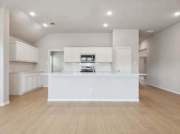 2466 Adenmore Ln, Forney, TX 75126