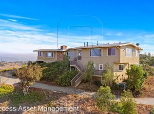 802 Del Valle Dr #2, Fallbrook, CA 92028