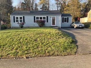 25 Oregon Trl, Holden, MA 01520