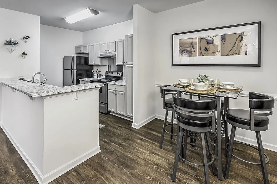Eastover Ridge Apartments — Photo 3