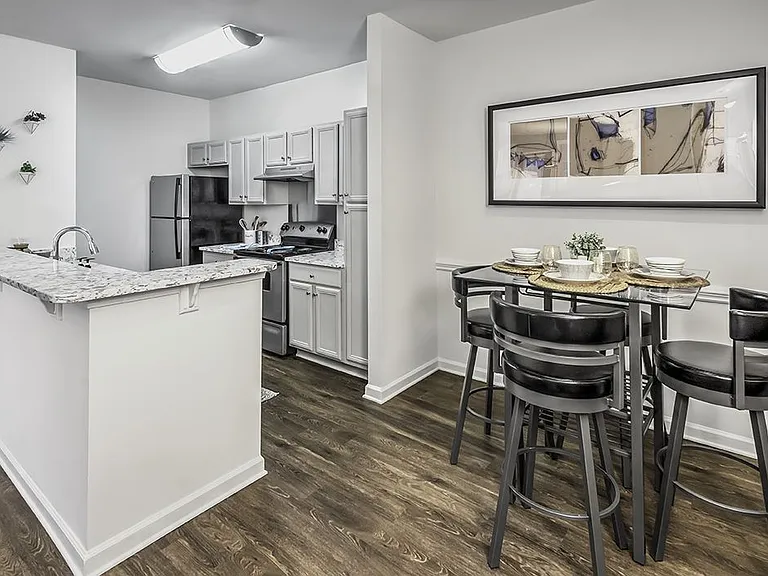 Eastover Ridge Apartments — Photo 3