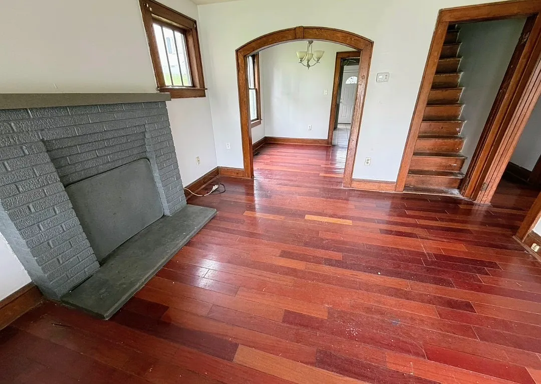 103 Randolph St — Photo 3