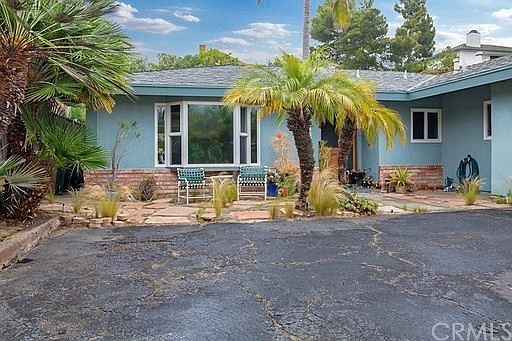 Adorable Beach Cottage