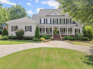 909 Deer Chase Rd, Toccoa, GA 30577