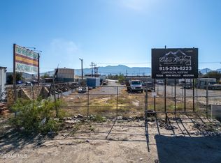 8821 Kingsway Dr, Canutillo, TX 79835