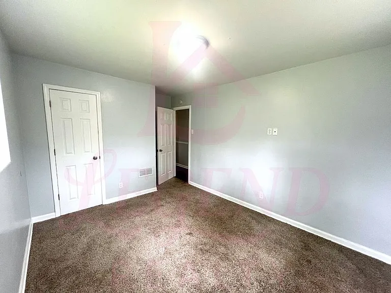 1390 S Waterford Dr — Photo 7