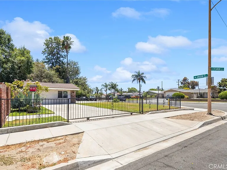 1610 Amador Ave #A — Photo 24