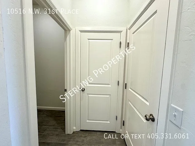 10516 NW 31st Pl — Photo 15