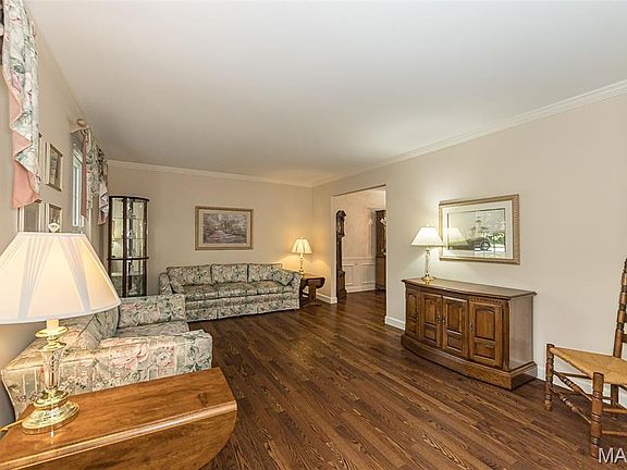 4th image of 1524 Pheasant Ridge Dr