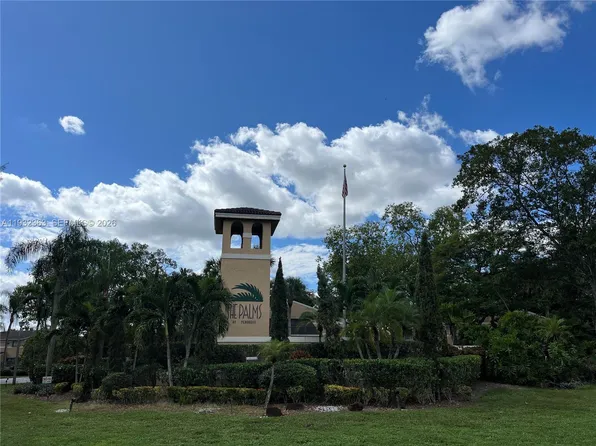 350 Palm Cir W APT 201, Hollywood, FL 33025