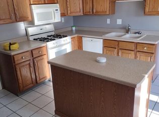 2724 4th St UNIT 2, Peru, IL 61354