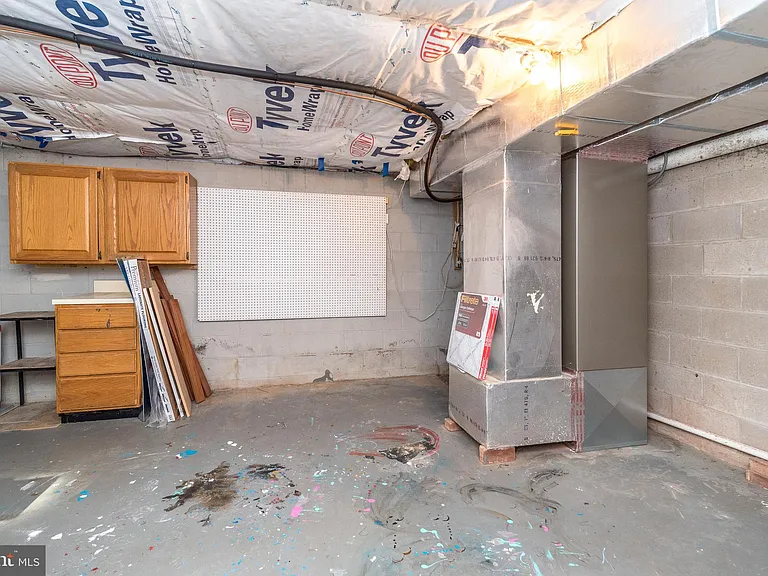 108 Susan Constant Ct #8 — Photo 34