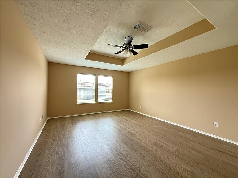 2623 Marble Manor Ln — Photo 17