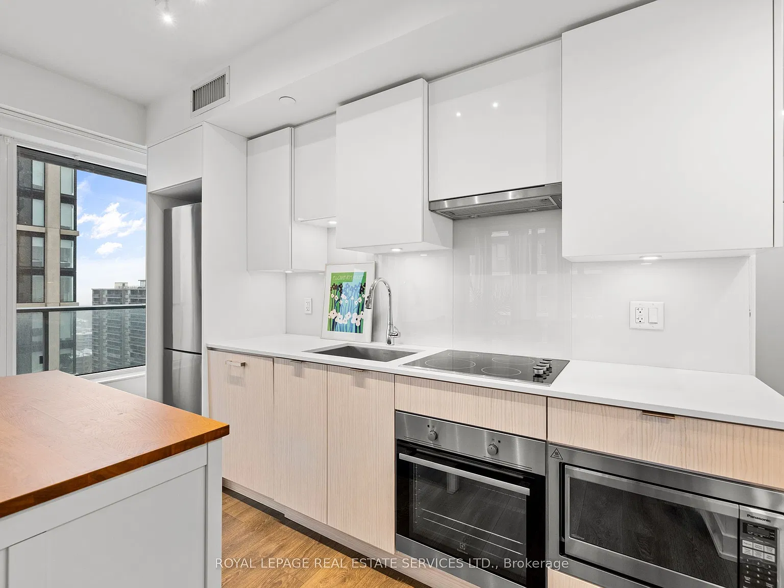 2 bed, $2,800 — Photo 3