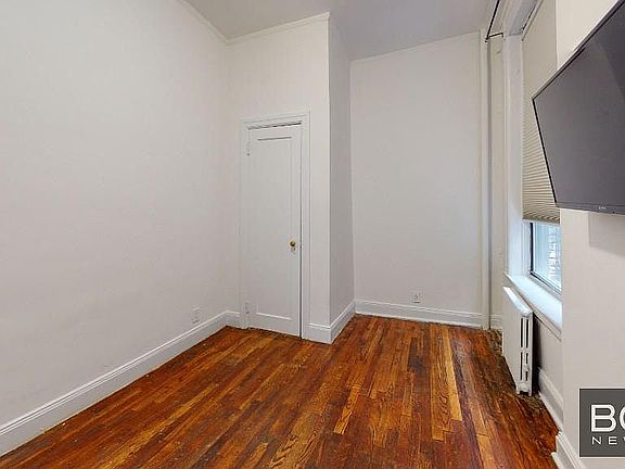 5th image of 857 9th Ave APT 4A