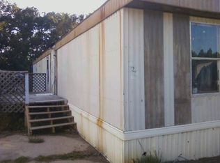 321 Meadow Ridge Ln, Pacific, MO 63069