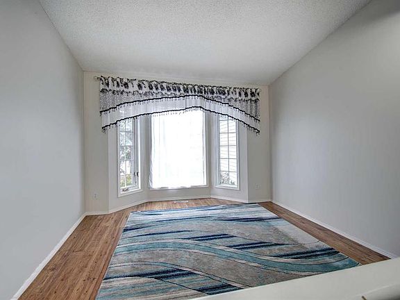 4th image of 10316 Hidden Valley Dr NW