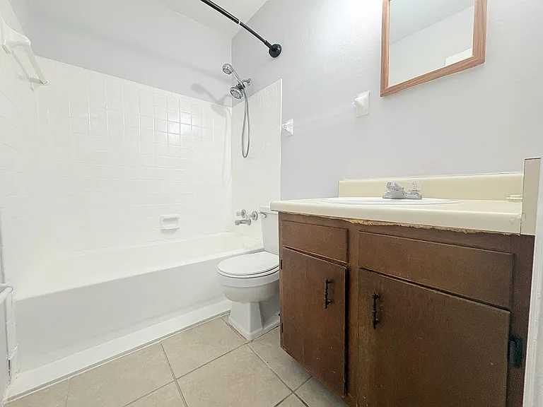 1007 Sutor Rd #B — Photo 15