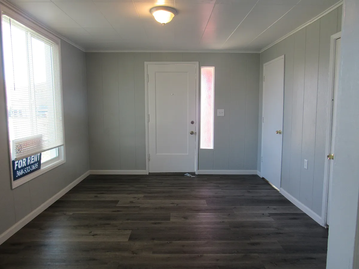 Foyer - 200 W 1st St