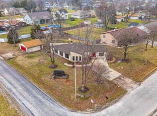 12 Pheasant Run, Lincoln, IL 62656