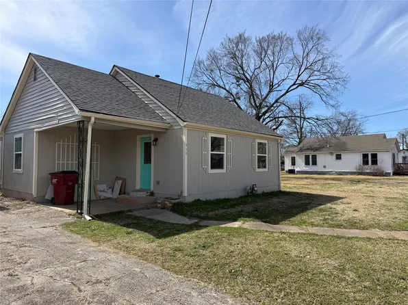 513 Allen Ave, Bonham, TX 75418